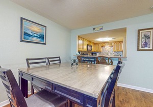Spacious beachfront condo with outdoor pool & Gulf views