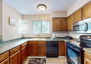 Springwood Villas Condo near South Forest Beach with Pool & Tennis
