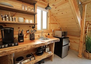 Stargazing in Bed, Glamping in a Zion Treehouse