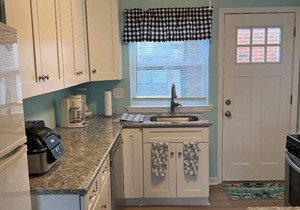 Steps to Beautiful Brigantine Beach. n1st. Floor Unit with Private Porch.