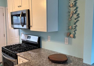 Steps to Beautiful Brigantine Beach. n1st. Floor Unit with Private Porch.