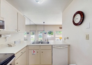 Steps to Ski Shuttle Condo w/Fireplace, WiFi & Shared Hot Tub/Seasonal Pool