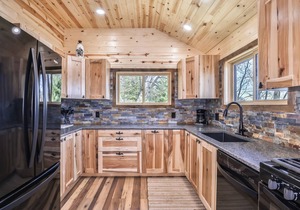 Stunning remodeled lakeside cottage on Little Saint Germain Lake