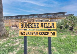 Sunrise Villas 109