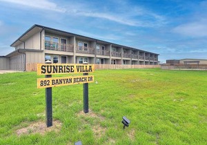 Sunrise Villas 109