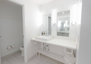 The Gallatin 2 Queen Suite 115, Colorful Boutique Hotel!