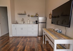 Top floor upscale contemporary space with great views and great location