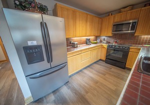 Unit with Private Hot Tub & fast Walk to Lifts