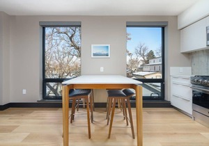 Upscale Flat! Roof Top Patio w/Mtn Views!