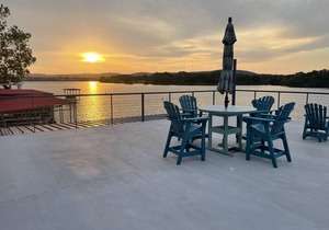 Valentine Lakeside - Cabin 1