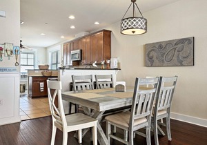 Villa Paradise! Fabulous Beach Views - BRAND NEW ELEVATOR