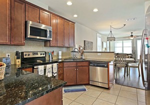 Villa Paradise! Fabulous Beach Views - BRAND NEW ELEVATOR