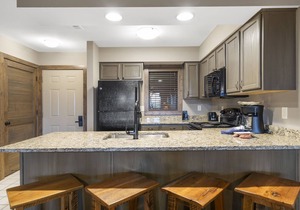*Walk-in*Lake View*Connecting Suite*2min from SDC* - Indian Point (U1508AB)
