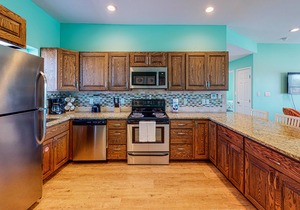 Walk to Sandfest , Shared Pool, Board Walk to Beach, Gulf Views