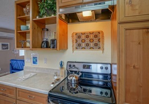 Walk2Old Town, 2bd/1ba, Large Yard, Pet Friendly!
