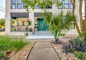 Walkable Downtown Hotel Condo with Free WiFi, Partial AC, & Jetted Tub
