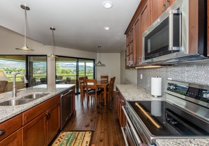 Wapato Point Halmalka Condo 510B 3 Bed 2 Bath Sleeps 8, Lake Views, Next to Pool