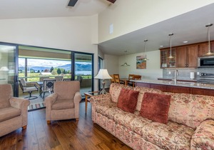 Wapato Point Halmalka Condo 510B 3 Bed 2 Bath Sleeps 8, Lake Views, Next to Pool