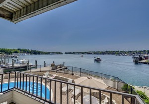 Waterfront Condo in Downtown Charlevoix | Pool, Hot Tub, Sauna | Sleeps 4