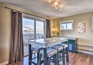 Waterfront Condo on Pier in Downtown Astoria!