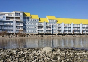 Waterfront condo on Middle Bass Island