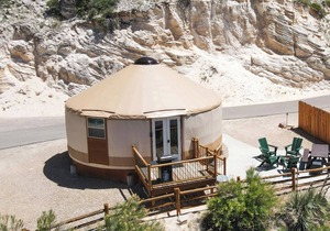 Yurt #4 Near Bryce & Zion w/Stargazing & 2 Kings