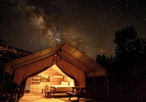 Zion, Bryce Glamping with Heat, AC, & Private Bath