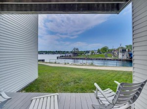 Edgewater Inn | Charlevoix