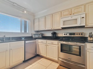 Florabama Boat Docks Beach Getaways | Ono Island