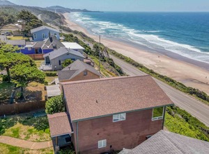 Col | Beverly Beach