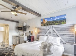 Quest Rest Colorado Springs | West Colorado Springs
