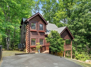 Secluded Memories | Gatlinburg - Pigeon Forge