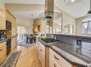 Larson Lane | The Reserve