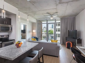 Austin | West End