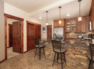 Cozens Pointe | Fraser