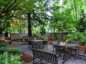 Doubletree | Lloyd District
