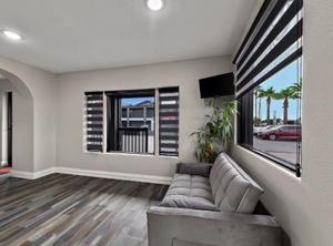 Sky Palace Inn Suites Laredo | Western Division