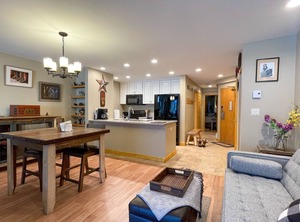 Liftside | Mountain House