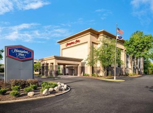 Hampton Inn East | Ellendale