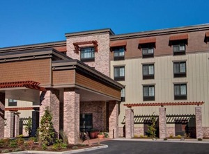 Hampton Inn Suites Astoria | Astoria