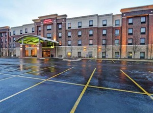 Hampton Inn Suites Mi | Canton