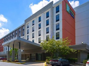 Holiday Inn Express Baltimore North | Towson