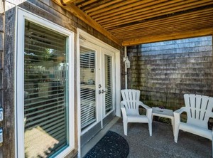 Sandals Inn Cabana | Downtown Cannon Beach
