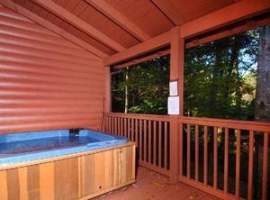 Tomahawk Lodge | Wears Valley