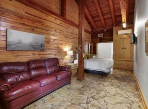Wimberley Log Resort | Wimberley