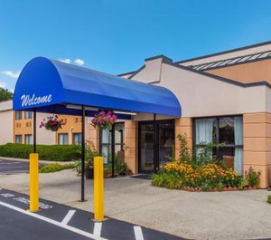 Surestay Hotel 
