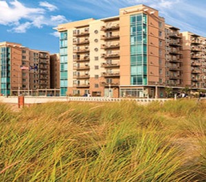 Beachfront Resort The Promenade 