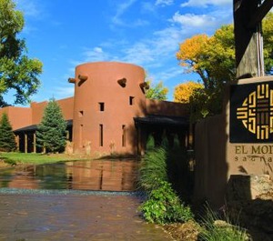 El Monte Sagrado Resort 
