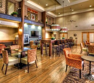 Hampton Inn Suites 