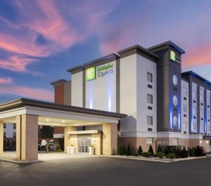 Holiday Inn Express Toledo North Ihg Hotel 